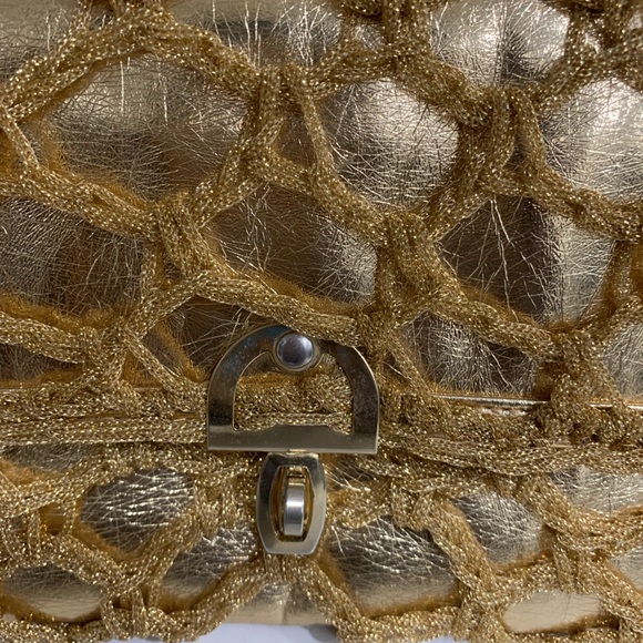 Vintage gold/fabric clutch purse - Picture 3 of 8